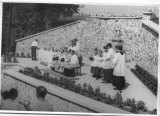 slavnostn me svat na svtek sv. Anny po dokonen oprav okol sochy v roce 1969